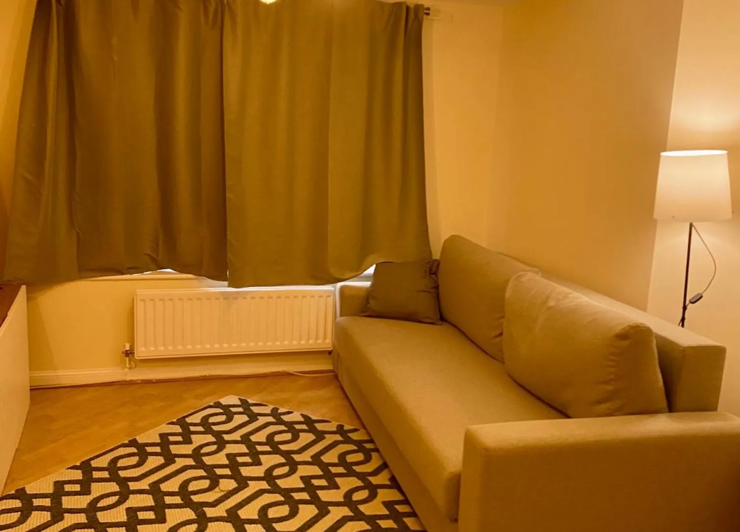 Impeccable 2-Bed Apartment In London